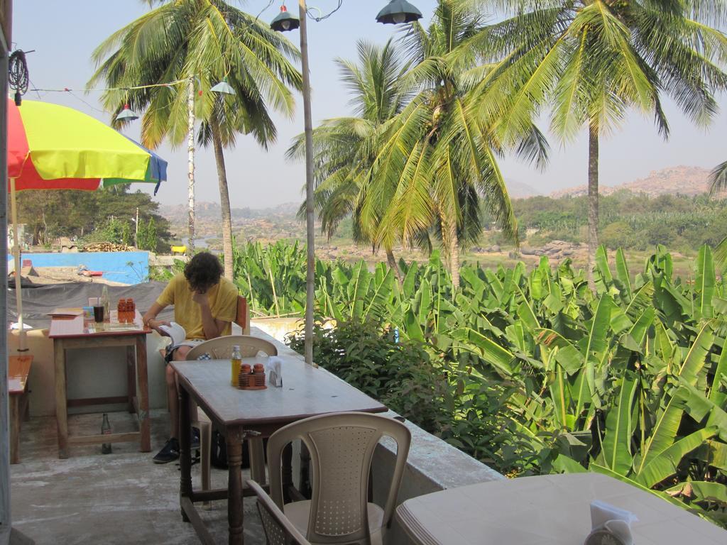 Archana Guest House River View Hampi Luaran gambar