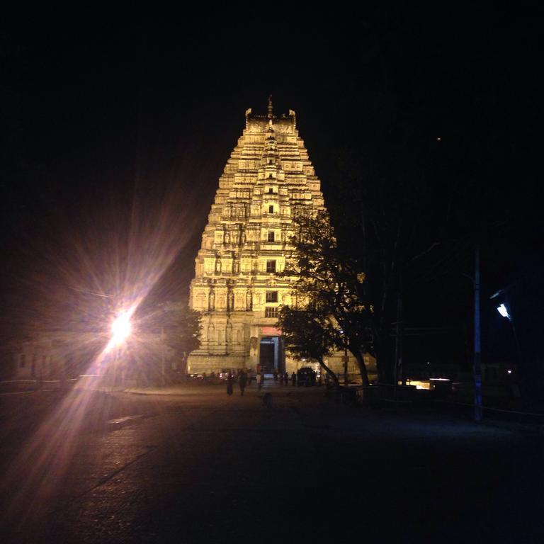 Archana Guest House River View Hampi Luaran gambar
